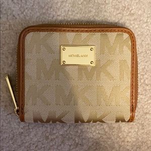 Michael Kors wallet